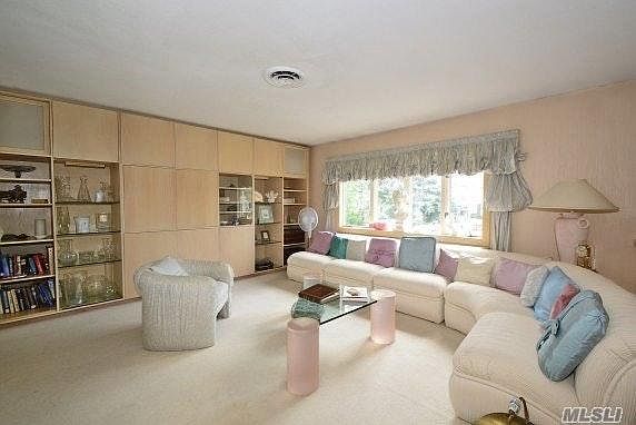 4th image of 3388 Ocean Harbor Dr
