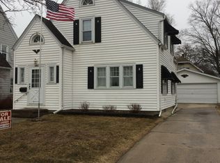 1851 New York Ave, Manitowoc, WI 54220