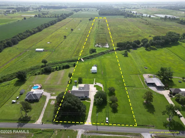 8001 Alpha Rd, Abbeville, LA 70510