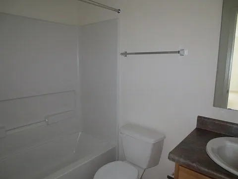 Greenwood - 4 bedroom home — Photo 4