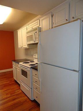5th image of 4930 Bradley Blvd