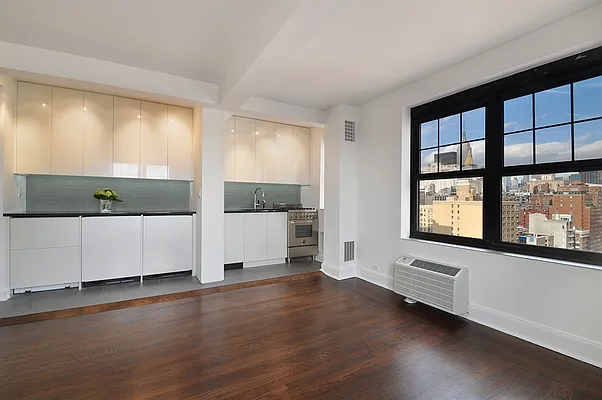 Rented by Corcoran | media 17