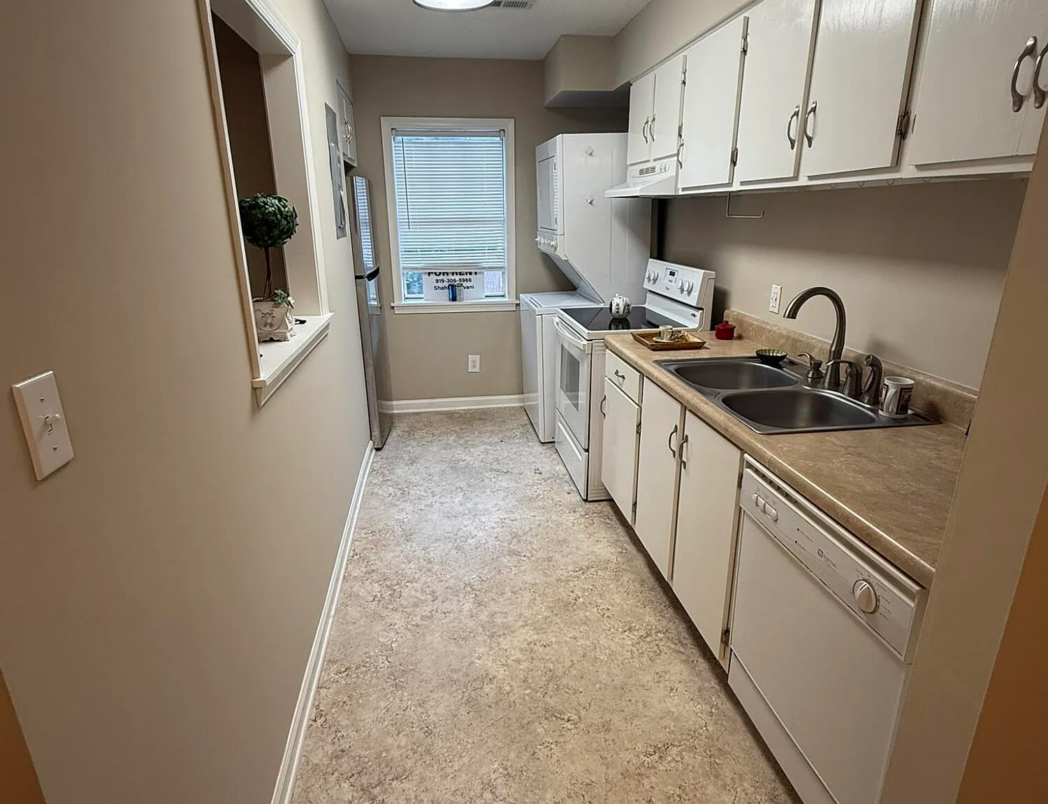 2 bed, 2.5 bath, 1167 sqft, $1,700 — Photo 3