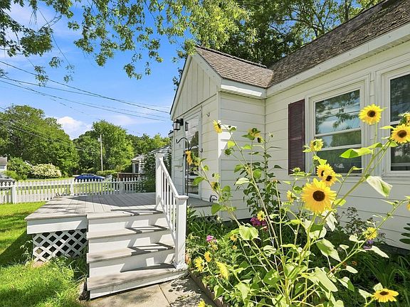 4th image of 47 McIntosh Avenue