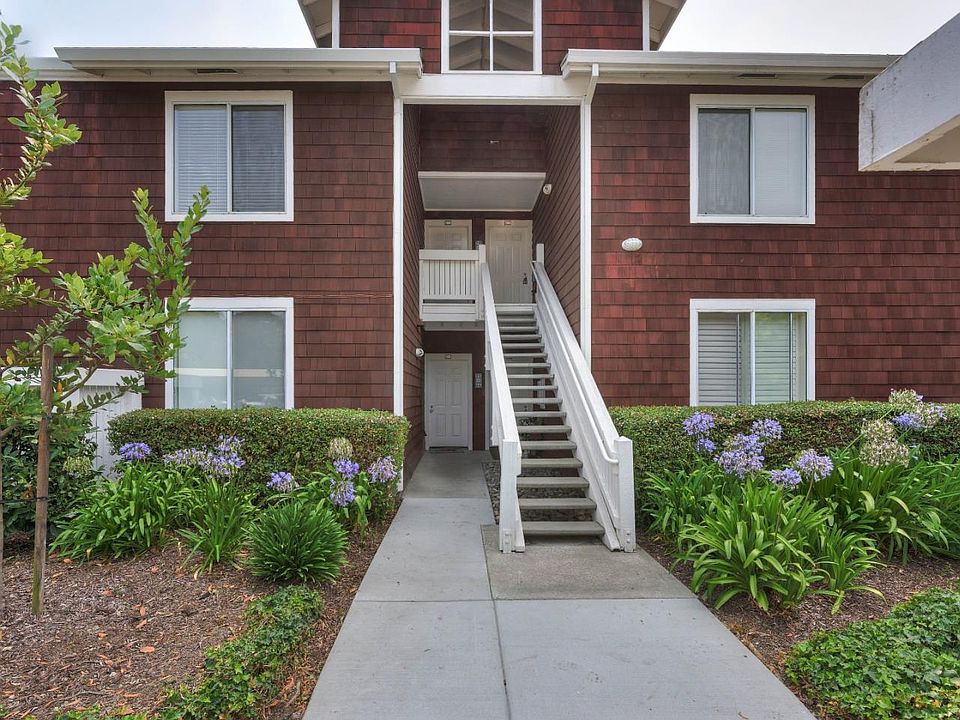 1st image of 186 Bayside Ct