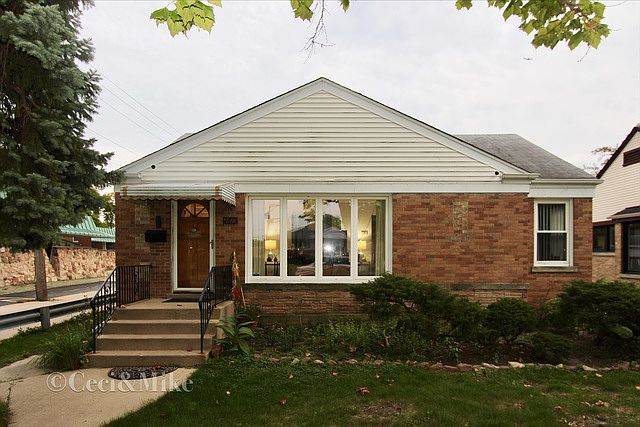 1st image of 4815 Fargo Ave