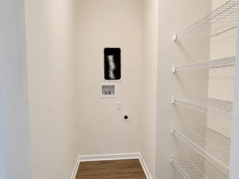 351 Cardwell Ln — Photo 11