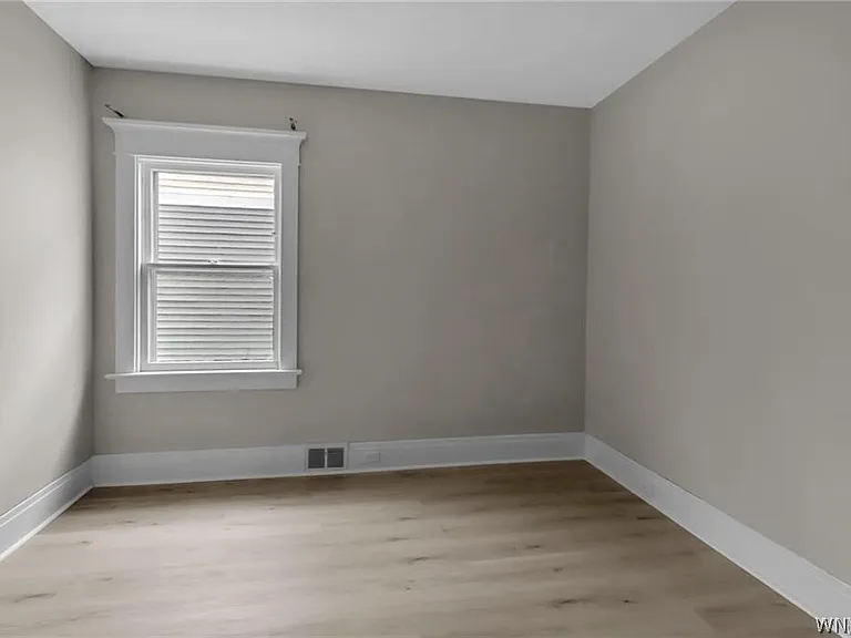 2514 Delaware Ave #1 — Photo 22
