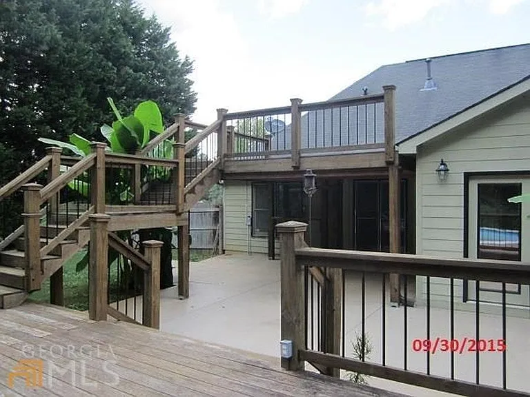 177 Manchester Dr — Photo 7