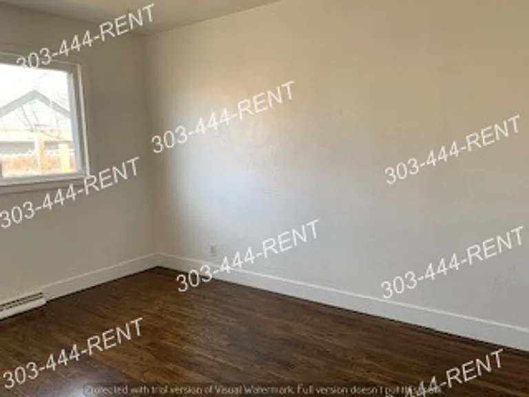 931 & 933 Emporia St — Photo 10