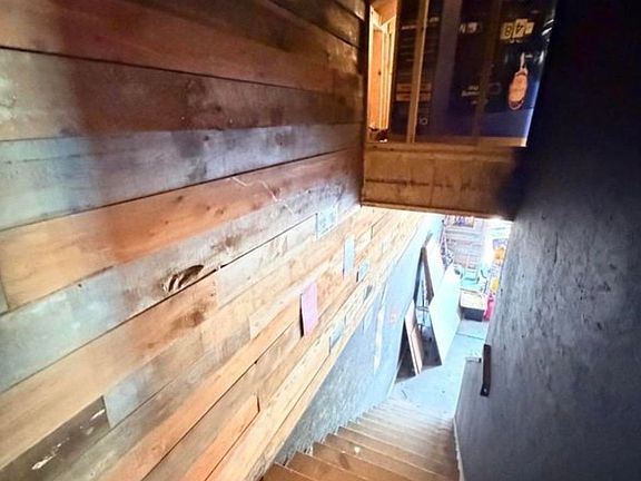 5th image of 1 Warrenton Rd