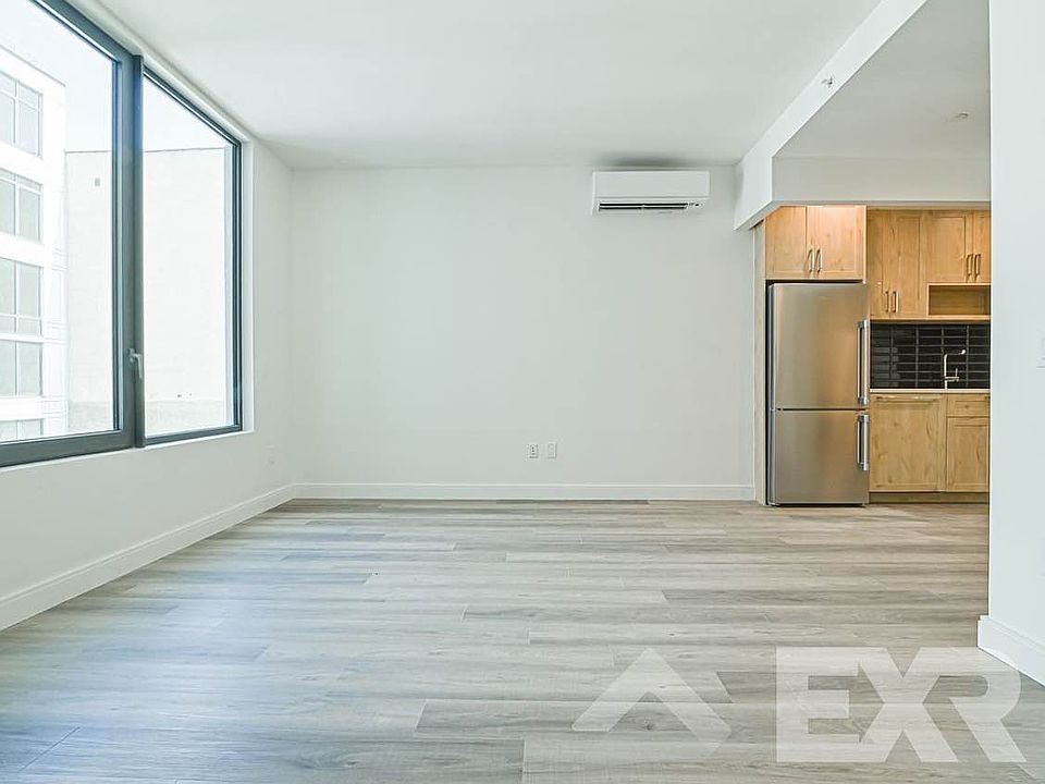 1st image of 160 Clarkson Ave APT 2L