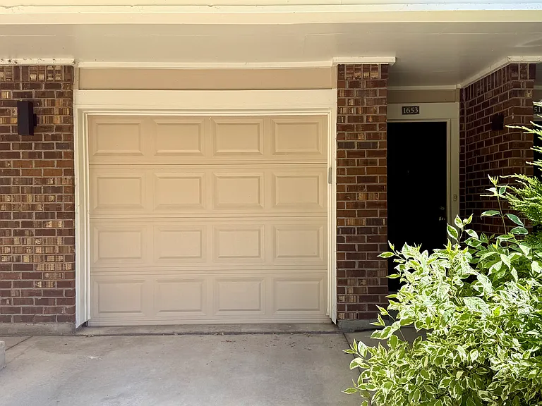1653 Egret Way — Photo 1