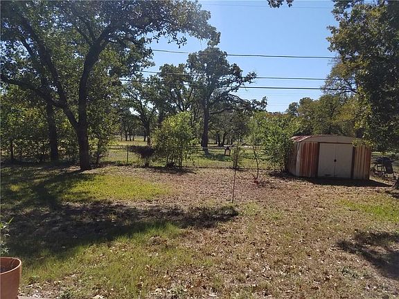 4th image of 4708 Parkwood Dr