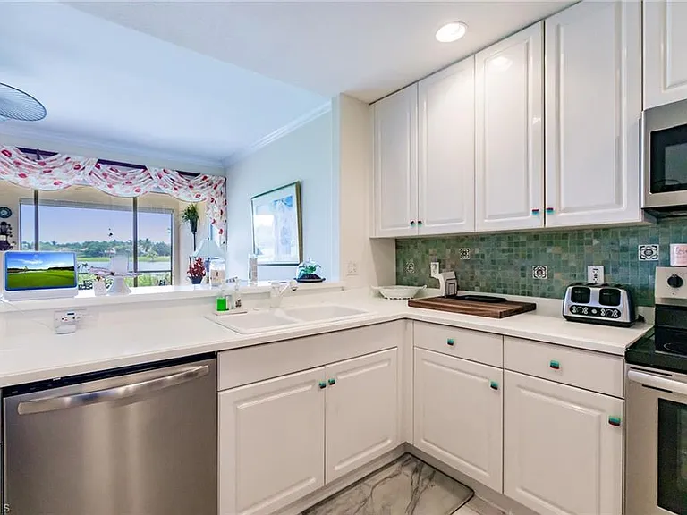 3910 Deer Crossing Ct #1 — Photo 18