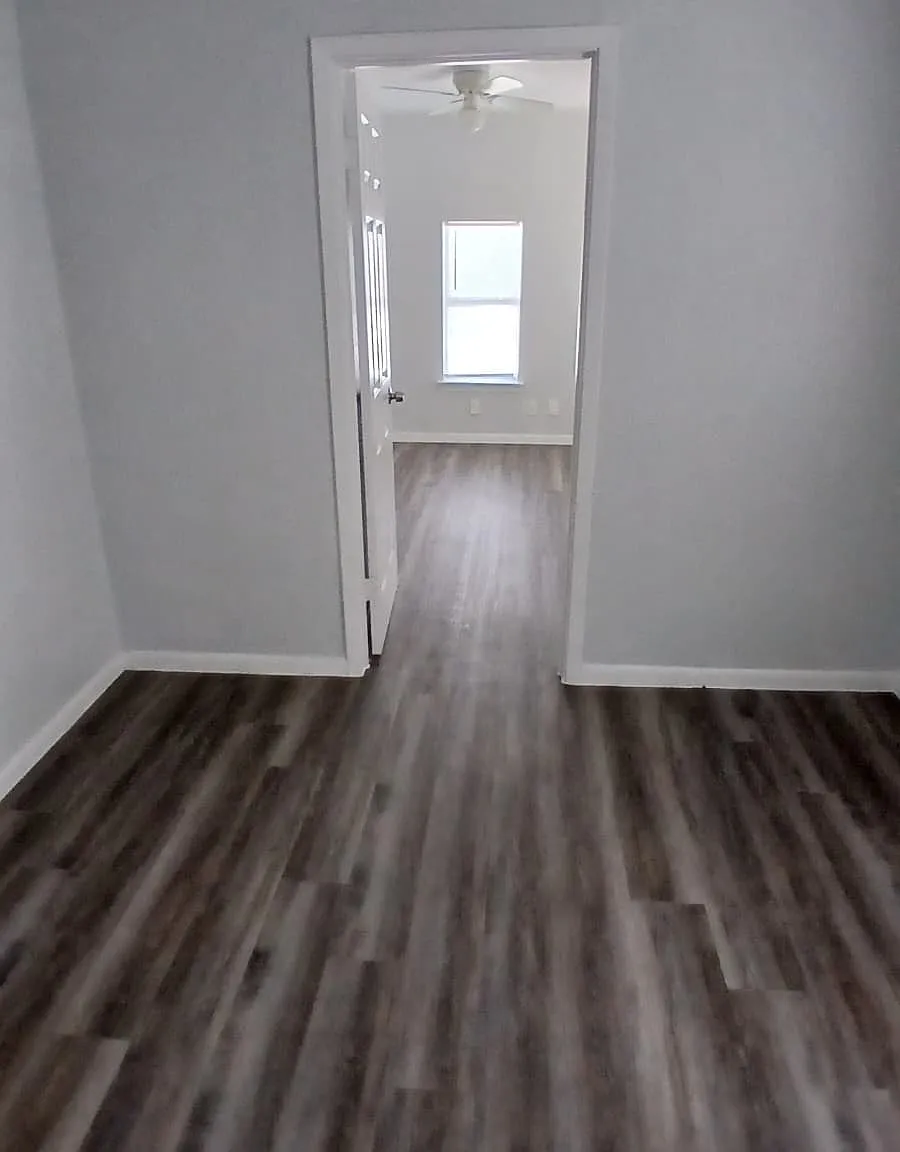3 bed, 852 sqft, $1,399 — Photo 4