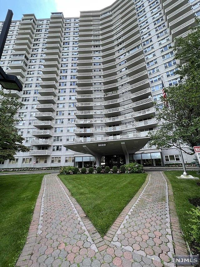 2000 Linwood Ave APT 18N, Fort Lee, NJ 07024 MLS 23036071 Zillow
