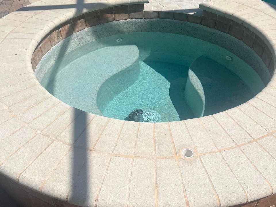 2nd image of 11053 Riggs Rd
