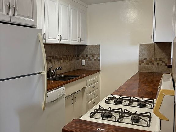 2nd image of 4009 33rd St #76804e6ac