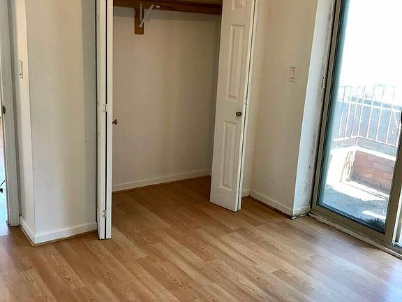 3rd image of 22-43 28th St #3