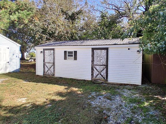 5th image of 20164 Saxis Rd