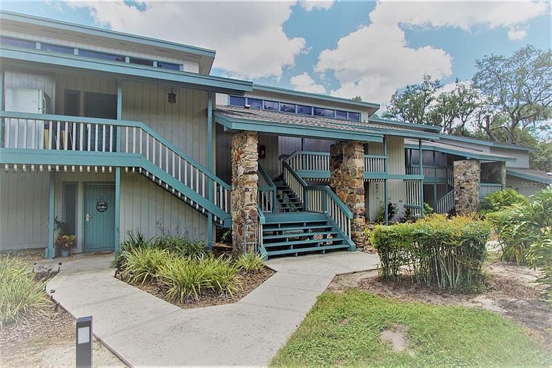 1st image of 557 Maple Leaf Ct