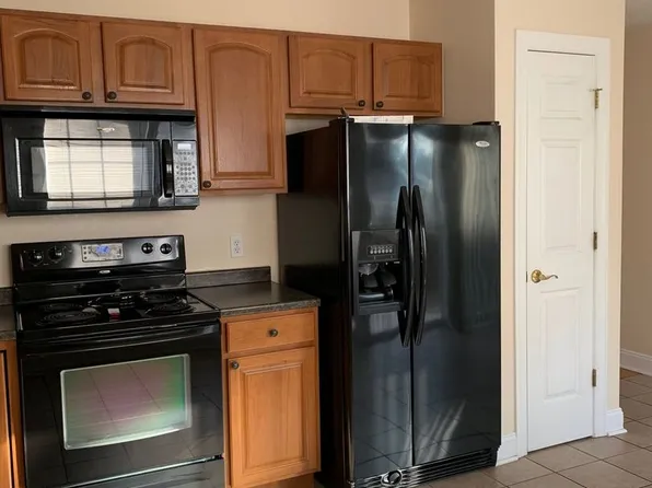 960 Oak Tree Blvd, Christiansburg, VA 24073