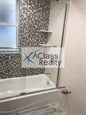 Rented by A Class Realty Long Island City LLC | media 8