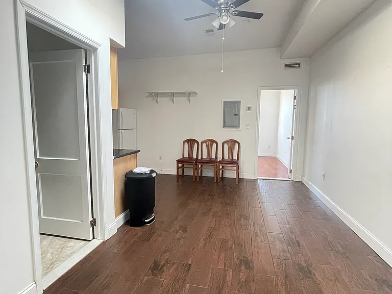 1017 Christian St #3 — Photo 3