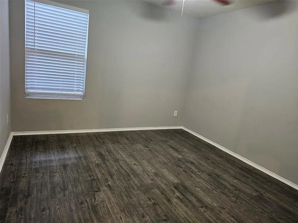 4 bed, 1848 sqft, $2,250 — Photo 4