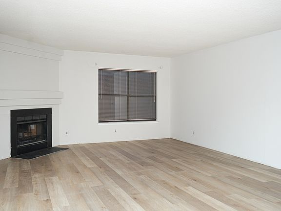 5th image of 8011 Sunshine Trail Dr