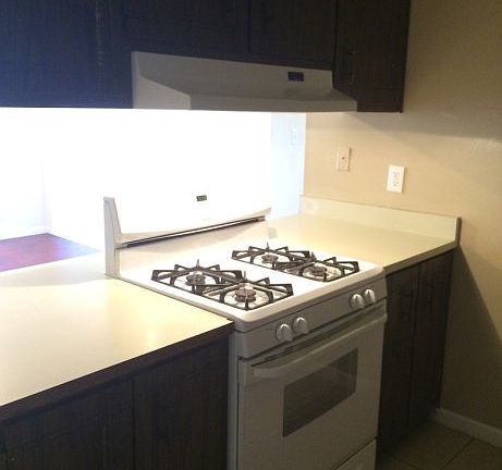 5th image of 10108 Satow Dr