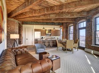 15 Church St #W-204, Sag Harbor, NY 11963