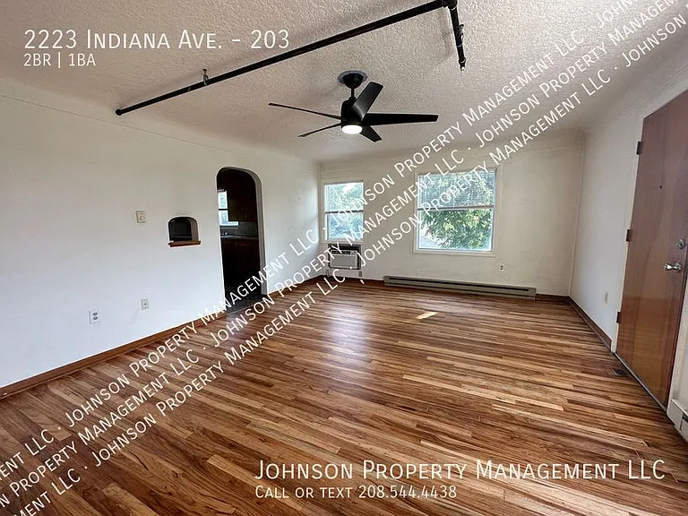 2223 S Indiana Ave #203 — Photo 6