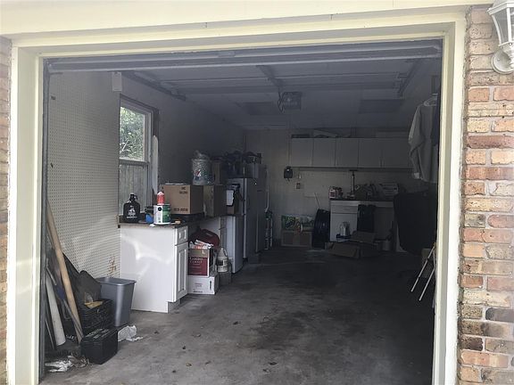 4th image of 1107 Carter Dr