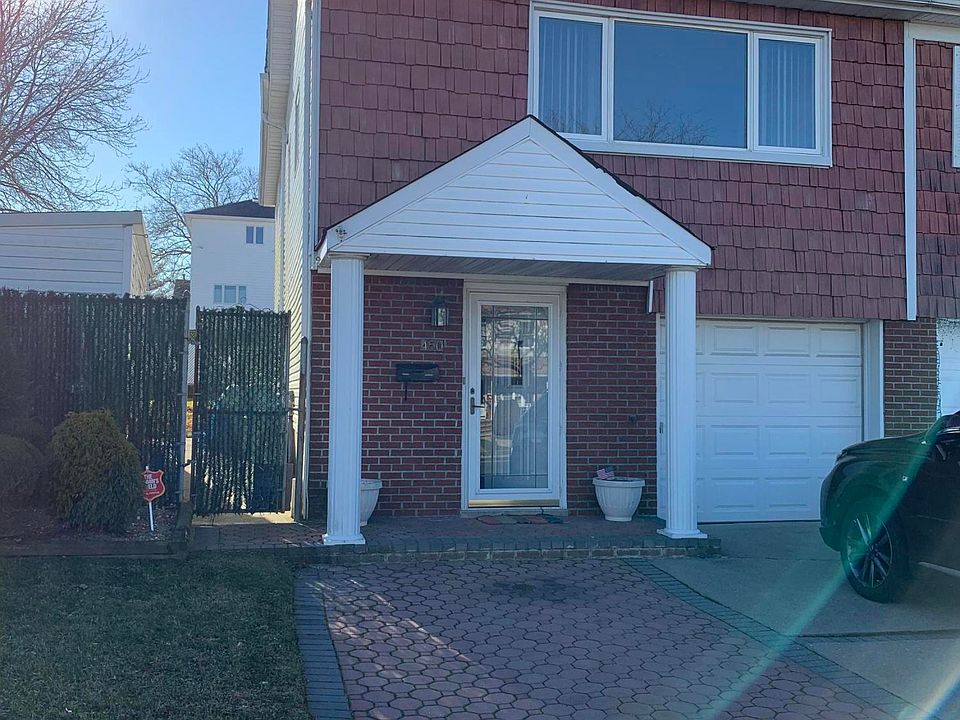 1st image of 450 Leverett Ave