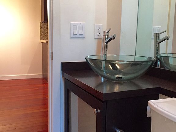 5th image of 1438 Meridian Ave #104