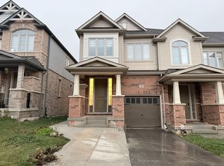 151 Broadacre Dr, Kitchener, ON N2R0S5