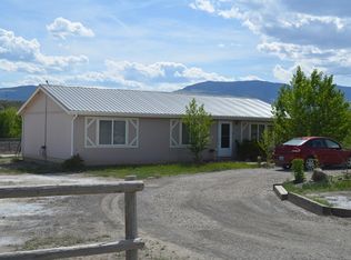 8 Oak Dr, Cody, WY 82414