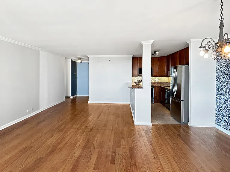 655 W Irving Park Rd #3608 — Photo 3