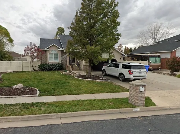 943 Meadowlark Ln, West Bountiful, UT 84087