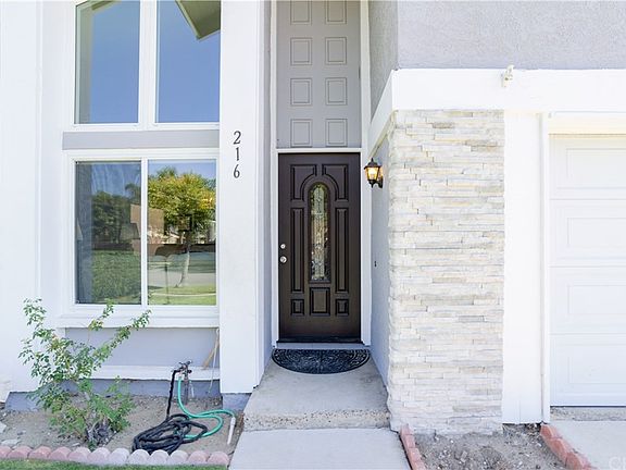 2nd image of 216 N Avenida Palmera