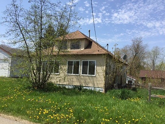 2nd image of 42514 N Poplar St