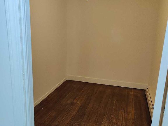 3rd image of 1445 E 84th St Floor 1