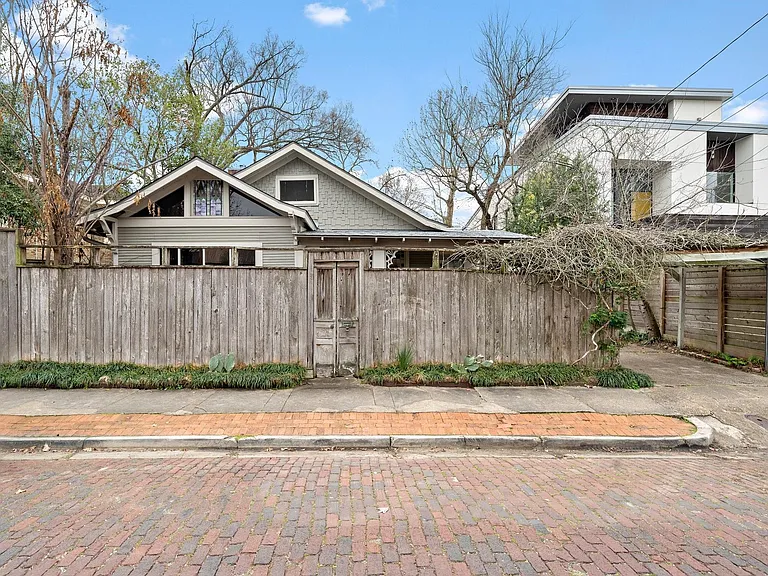 1517 Indiana St — Photo 3