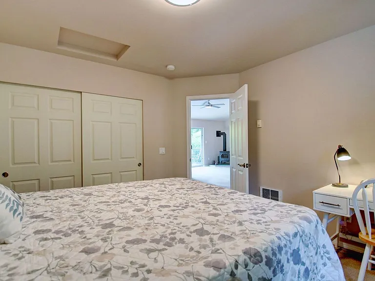 3656 Gamble St — Photo 37