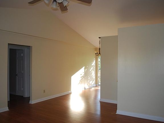 2nd image of 4962 Kellnick Ct