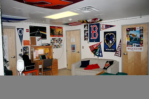 4 Broadway #ROOMS Photo 1