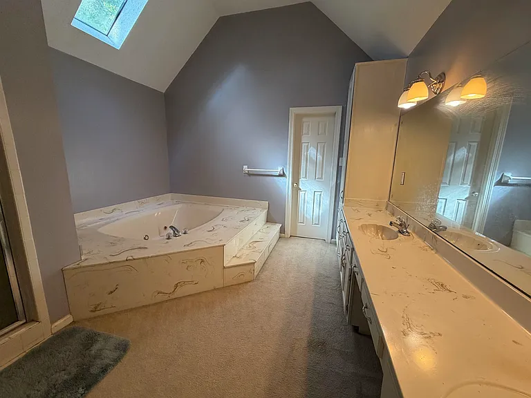 8149 Kimbrook Dr — Photo 12