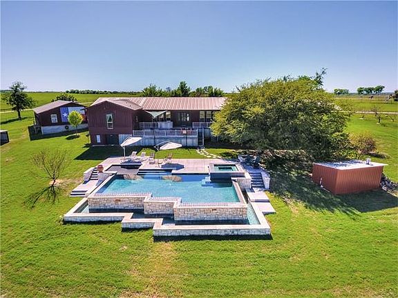 2nd image of 575 Lonesome Dove Ln